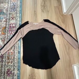 RACHEL Rachel Roy long sleeve black and tan top